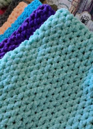 Снуды, шарфы из плюшевых ниток