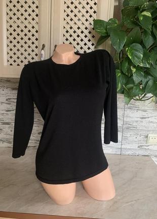 Вовняна кофточка, світер