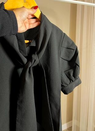 Черная блуза с коротким рукавом, на пуговицах5 фото