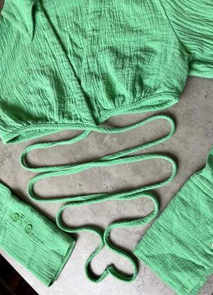 Кроп топ салатовый на завязках prettylittlething зеленая укороченная рубашка 💚  s/xs6 фото