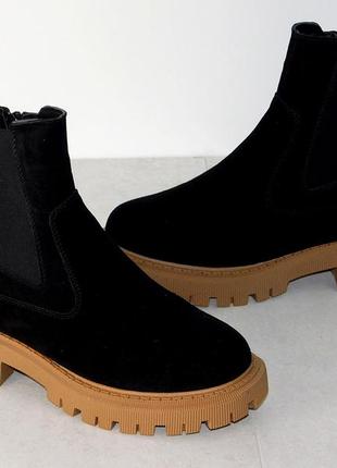 Ботинки челси зимние женские замшевые черные на коричневой подошве 36р7 фото
