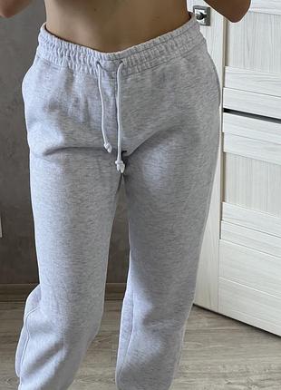 Спортивные утепленные штаны primark
