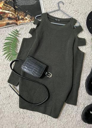 Подовжений светр з вирізами на рукавах №768