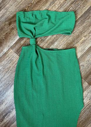Зелёное платье миди shein с боковым вырезом юбка разрез топ бандо 💚3 фото