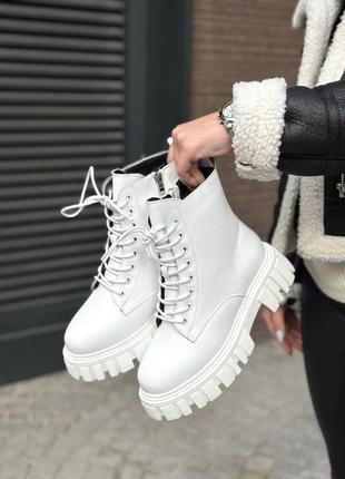 Женские ботинки белые на меху ✅✅✅