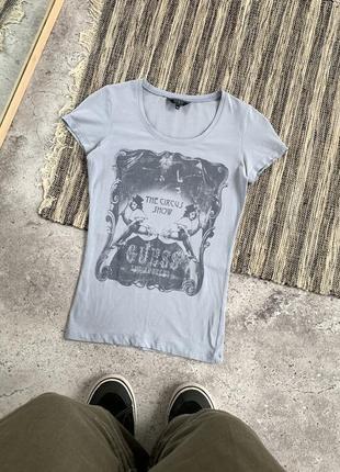 Vintage guess tee вінтаж жіноча голуба футболка з принтом логотипом гесс оригінал розмір xs