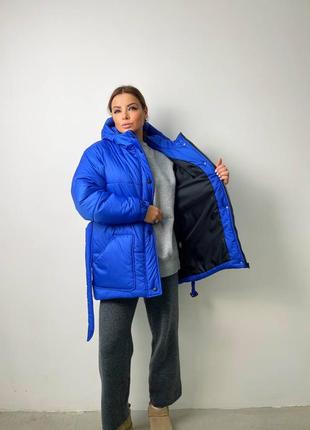 Трендовая стильная куртка в цвете электрик. модная объемная зимняя куртка7 фото