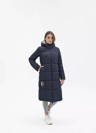 Стильний жіночий теплий пуховик на блискавці з капюшоном