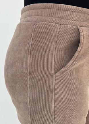 Теплые женские вельветовые брюки цвета3 фото