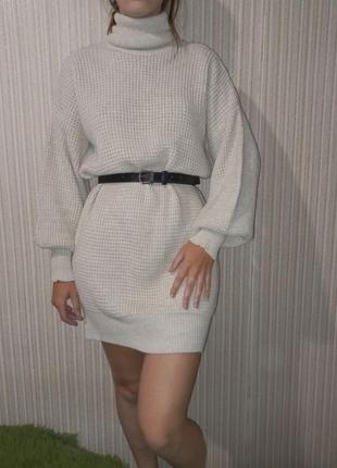 Платье свитер с горлом трикотажное1 фото