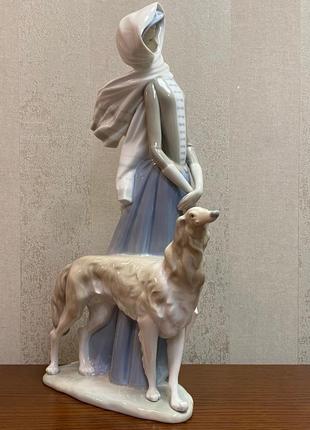 Фарфоровая статуэтка lladro «дама с борзой».1 фото