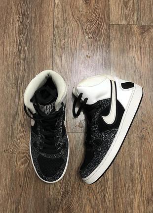 Кросівки nike force 40p оригінал 3