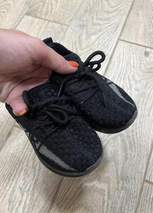 Черные кеды кроссовки кроссовки yezzy