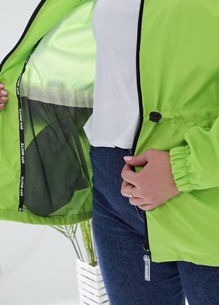 Вітровка жіноча легка салатова куртка зручна дощовик.5 фото