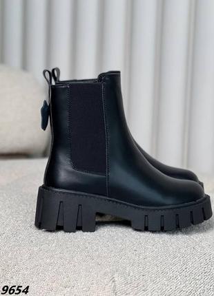 Распродажа натуральные кожаные зимние черные ботинки - челси на тракторной подошве2 фото