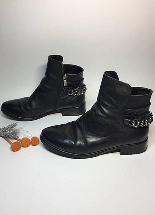 Женские демисезонные ботинки ботильоны vera gomma на змейке размер 38 н1912