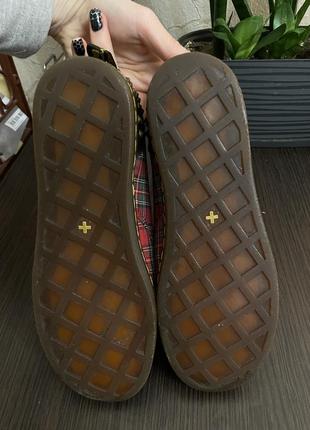 Dr. martens aldstud кеды-кроссовки в интересном дизайне10 фото