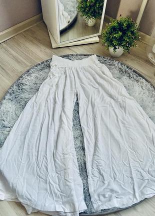 Білі штани-юбка s розмір на резинці