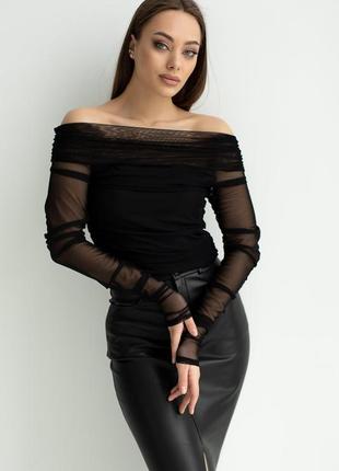 Черный лонгслив с открытыми плечами лонгслив с сеткой
