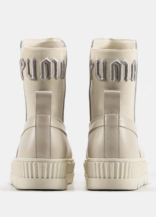 Женские бежевые ботинки puma fenty термо2 фото