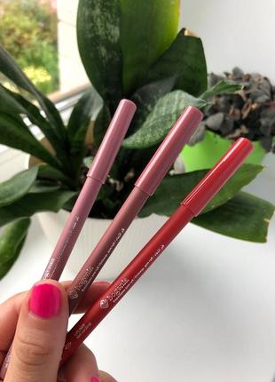 Bogenia lip liner