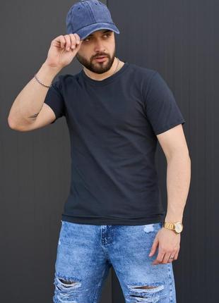 Сіра футболка базова чоловіча2 фото