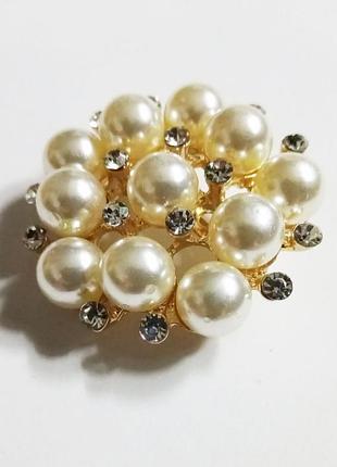 Брошь женская с искусственными жемчужинами