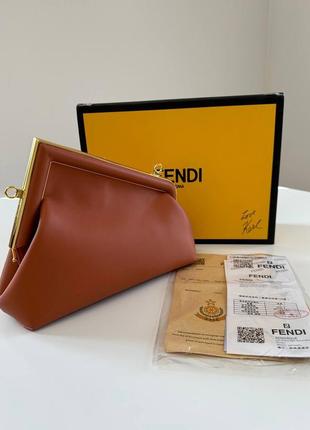 Сумка в стилі fendi