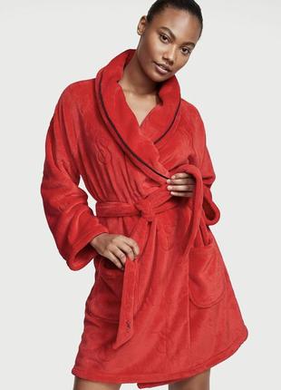 Короткий халат с логотипом victoria’s secret. оригінал🇺🇸