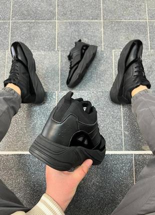Чоловічі шкіряні зимові кросівки на хутрі, чорні4 фото
