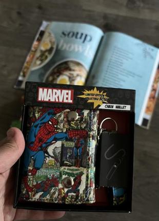 Портмоне любителям marvel, оригинал