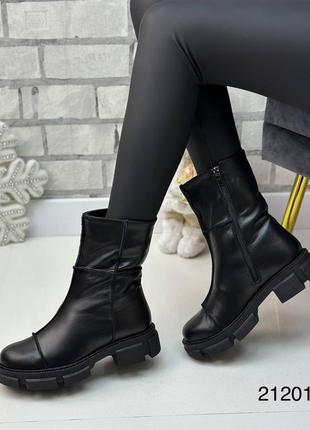 Зимові жіночі шкіряні ботинки чорного кольору, трендові жіночі черевики