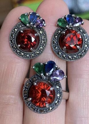 Серебряное кольцо кольца 925пробы «павлин» с изумрудами, сапфирами и рубинами.9 фото