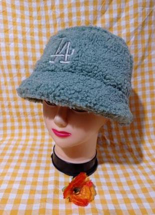 Шапки для жінок