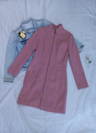Стильное розовое пальто