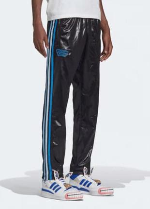 Men's adidas originals x kerwin frost crossover side stripe bright straight casual pants/trousers black hb4932