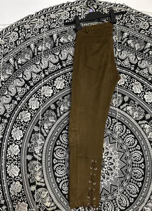 Zara имитация замши брюки с карманами на молнии наколенниками и завязками сзади2 фото