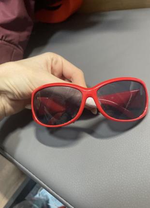 Детские солнцезащитные очки красные