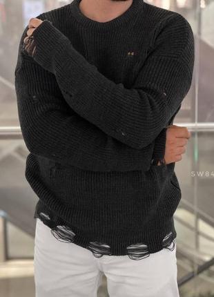 Мужской свитер серого цвета