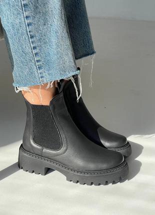 Зимние черные ботиночки челси из натуральной кожи1 фото