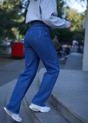 Джинсы женские прямые внутренний шов боковые и задние карманы застежка молния ткань джинс произ- во турция3 фото