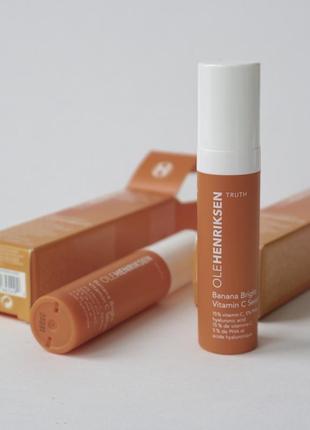 Мультикислотна сироватка з вітаміном с 15% — olehenriksen banana bright 15% vitamin c dark spot serum