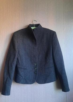 Качественный дизайнерский шерстяной теплый жакет в стиле gortz pacini rundholz от mark harris tweed9 фото