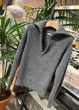 Теплый и модный свитер от итальянского бренда lumina