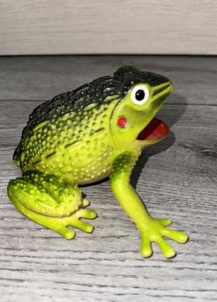 Гумова  жаба пищалка8 фото