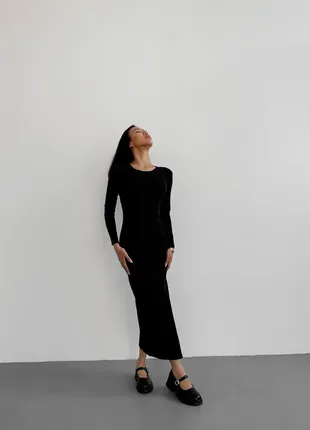 Платье макси с разрезом сбоку черная10 фото