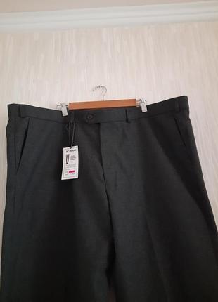 Брюки новые классические мужские объем пояса 124 см
