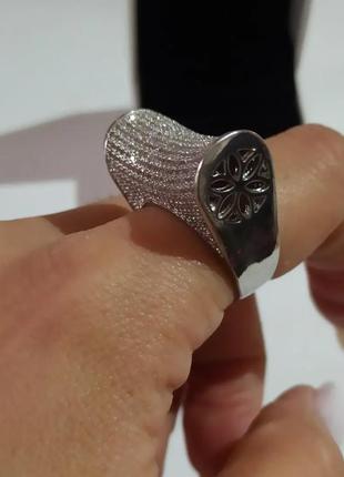 Большое кольцо кастет diademagrand 16.5 размер серебряный с белым камнем и есть размер 201 фото