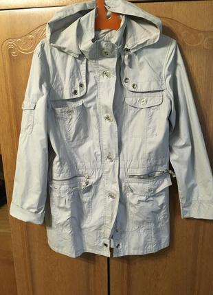 Куртка весенняя