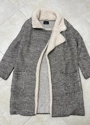 Zara пальто,кардиган,теплое пальто1 фото